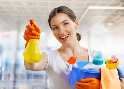 Professional deep cleaning for a flat in Kennington