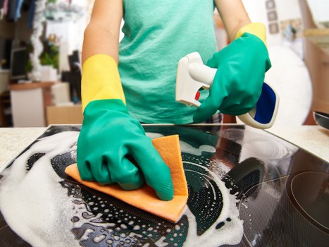Pet odour removal service in a Kennington flat with limited access
